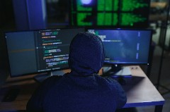 Κυβερνοεπίθεση: Στο Dark Web τα στοιχεία πελατών της Vodafone Ελλάδος