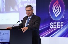 Μυλωνάς (Εθνική Τράπεζα): Χρειάζονται επενδύσεις 30 δισ. να καταστήσουν τις ΑΠΕ ευσταθές σύστημα ενέργειας ως το 2030