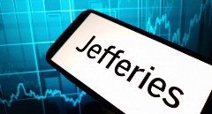 Jefferies: Κλειστή η κάνουλα των ελληνικών τραπεζών για τα στεγαστικά - Επενδυτικό χάσμα ύψους 100 δισ. στην οικονομία