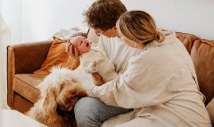 Η ανατροφή ενός παιδιού στην Ελλάδα: Κόστος, προκλήσεις και ο ρόλος του οικονομικού σχεδιασμού