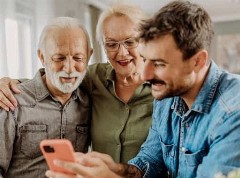 Η τεχνολογία στην υπηρεσία της τρίτης ηλικίας: Πώς το Age-in-Place γίνεται πράξη από την Interamerican