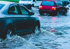 Ασφάλιση αυτοκινήτου: Γιατί οι καλύψεις από φυσικές καταστροφές γίνονται όλο και πιο απαραίτητες