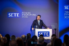 Καραβίας (Eurobank) στο ΣΕΤΕ: Απαιτείται νέα στρατηγική για βιώσιμο τουρισμό και διαφοροποίηση εσόδων