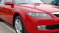 Οι ασφαλιστικές εταιρείες στην Ευρώπη επωμίζονται τεράστιο κόστος από τις επισκευές προβολέων αυτοκινήτων