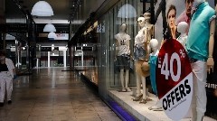 Eurobank: Η ανθεκτικότητα του λιανεμπορίου στην Ελλάδα, παρά τις διαδοχικές διαταραχές της τελευταίας επταετίας