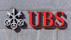 «Βόμβα» UBS για Εθνική Τράπεζα, πρωταθλήτρια στη διανομή κερδών με 73% το 2026 και special μέρισμα