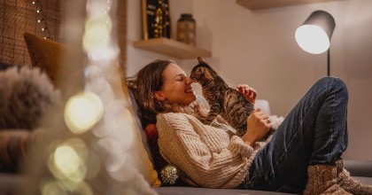 Eurolife FFH: Νιαούρισμα γάτας ήχοι - 7 συμπεριφορές και τι σημαίνουν